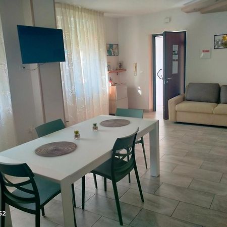 Perla Di Mare Apartment Montesilvano Exterior photo