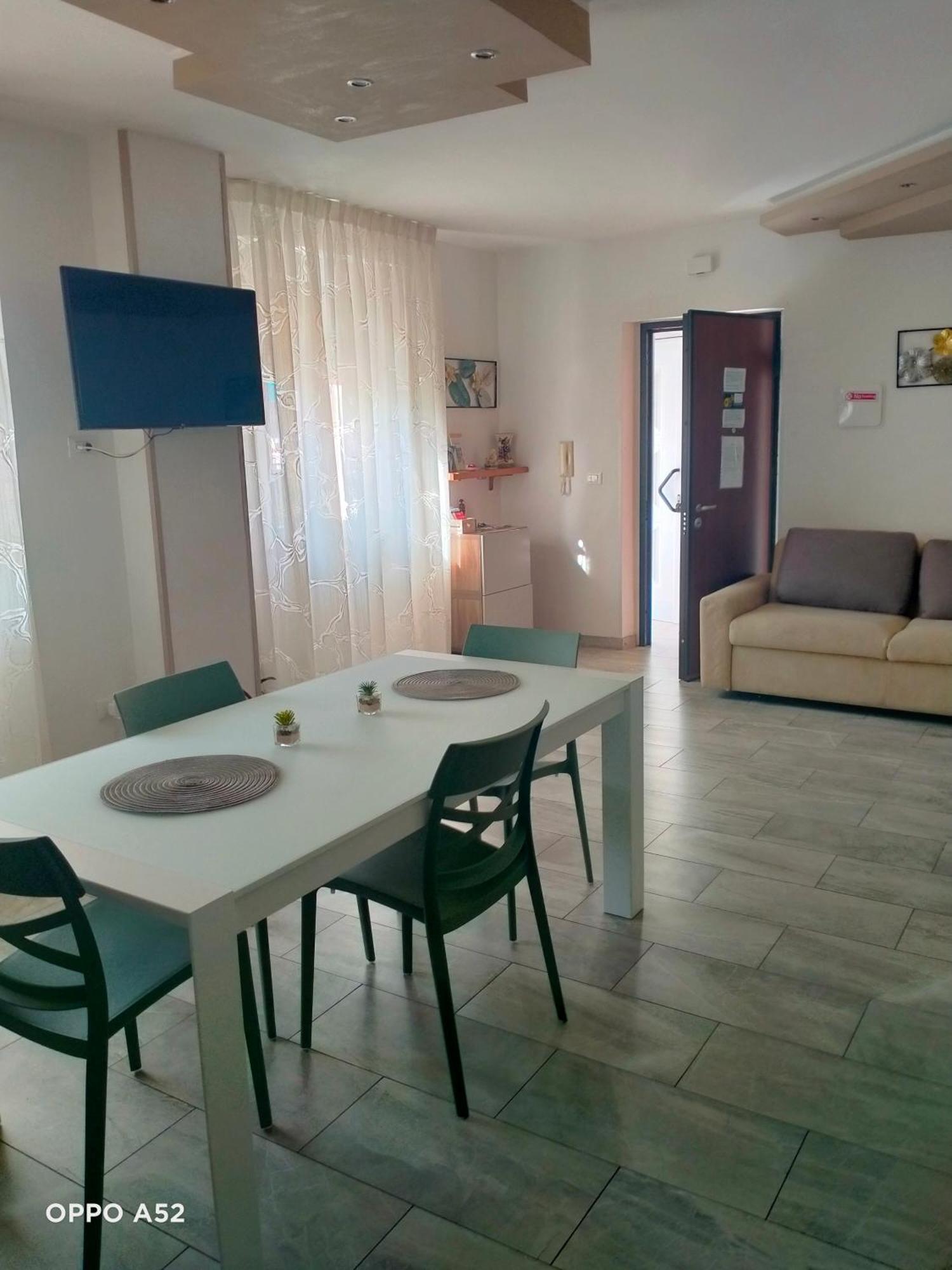 Perla Di Mare Apartment Montesilvano Exterior photo